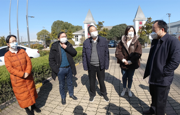 李炜主席调研指导污水处置惩罚厂疫情防控事情并亲热探望一线员工